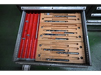 Bewerkingscentrum gereedschappen set inclusief 2 x 8-delige hagro gereedschapladenkast met inhoud - afbeelding 27 van  29