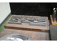 Bewerkingscentrum gereedschappen set inclusief 2 x 8-delige hagro gereedschapladenkast met inhoud - afbeelding 8 van  29