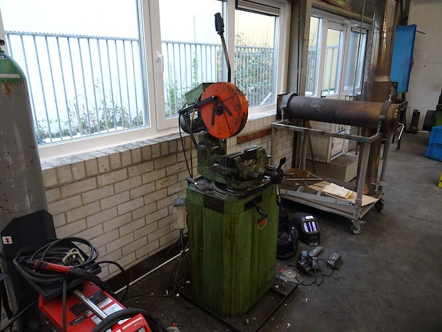 Bewo - 2005 - cpo 315 lt - metaalafkortzaagmachine - afbeelding 1 van  5