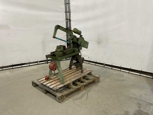 Bewo - zaagmachine - afbeelding 1 van  10