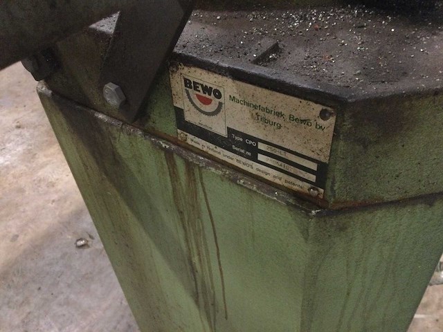 Bewo 250-lt afkortzaagmachine - afbeelding 5 van  7