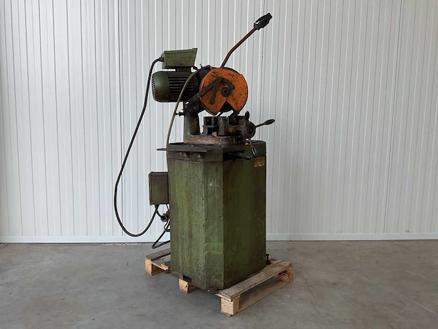 Bewo afkortcirkelzaagmachine - afbeelding 1 van  5