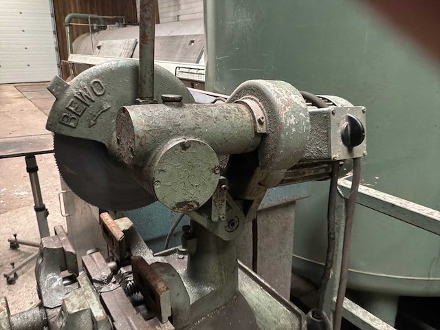 Bewo afkortcirkelzaagmachine - afbeelding 3 van  4