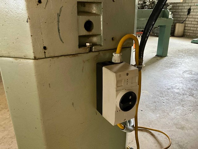 Bewo afkortcirkelzaagmachine - afbeelding 7 van  8