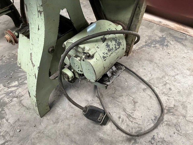 Bewo beugelzaagmachine vintage - afbeelding 5 van  7