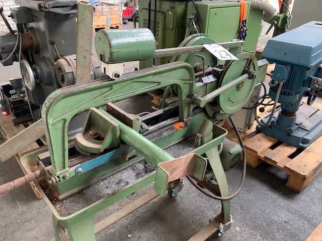 Bewo beugelzaagmachine - afbeelding 1 van  1