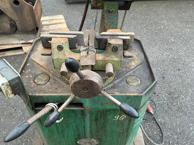 Bewo cpo 225 afkortcirkelzaagmachine - afbeelding 8 van  9