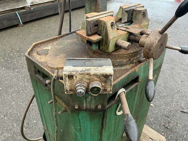 Bewo cpo 225 afkortcirkelzaagmachine - afbeelding 9 van  9