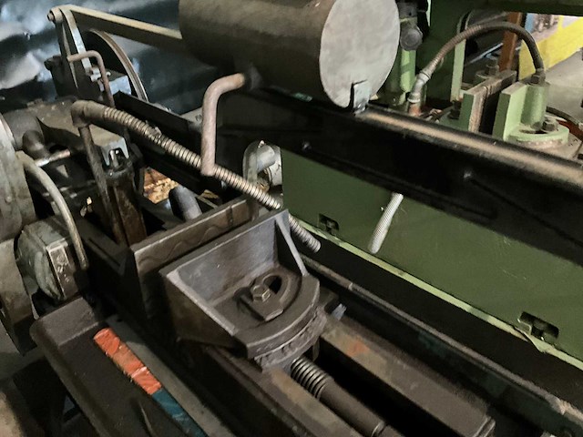 Bewo horizontale beugelzaagmachine - afbeelding 3 van  7