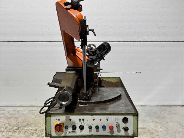 Bewo mod 270 verticale bandzaagmachine - afbeelding 2 van  10