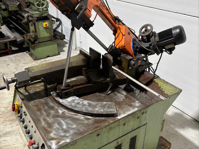 Bewo mod 270 verticale bandzaagmachine - afbeelding 7 van  10