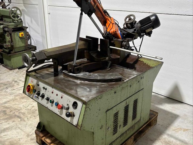 Bewo mod 270 verticale bandzaagmachine - afbeelding 10 van  10