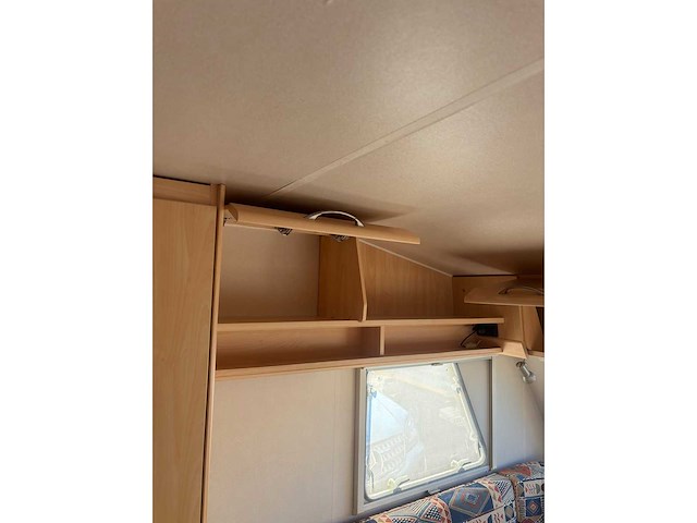 Beyerland - 403b - caravan - afbeelding 4 van  14