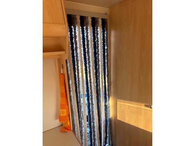 Beyerland - 403b - caravan - afbeelding 7 van  14