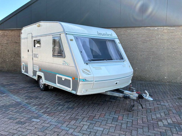 Beyerland 430-b caravan 1050kg 4.30m - afbeelding 12 van  28