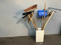 Bezem diversen bezems - afbeelding 3 van  3