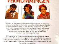 Bezig zijn met vermommingen - afbeelding 2 van  5