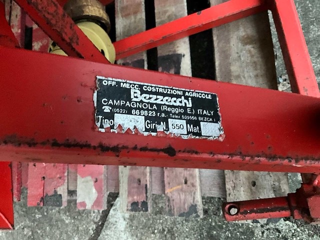 Bezzecchi kunstmeststrooier - afbeelding 9 van  9