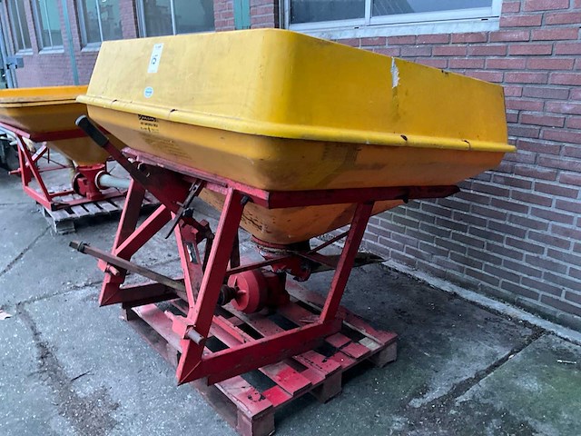 Bezzecchi kunstmeststrooier - afbeelding 6 van  7