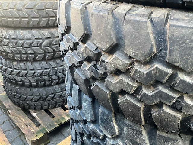 Bfgoodrich baja t/a hummer band (5x) - afbeelding 6 van  8