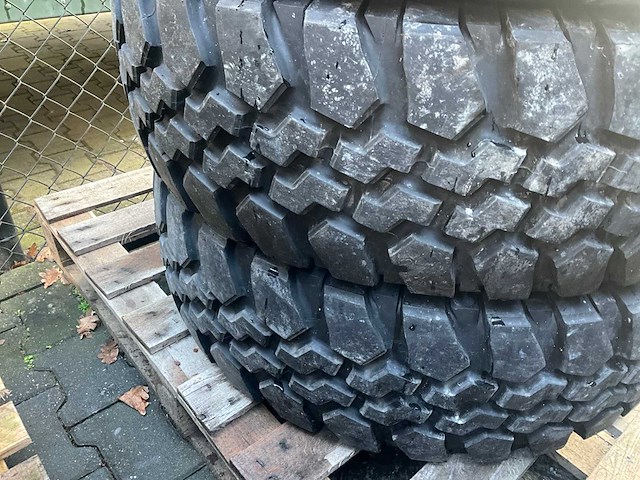 Bfgoodrich baja t/a hummer band (5x) - afbeelding 6 van  8