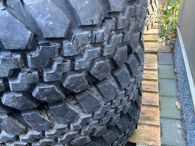 Bfgoodrich baja t/a hummer band (5x) - afbeelding 6 van  8