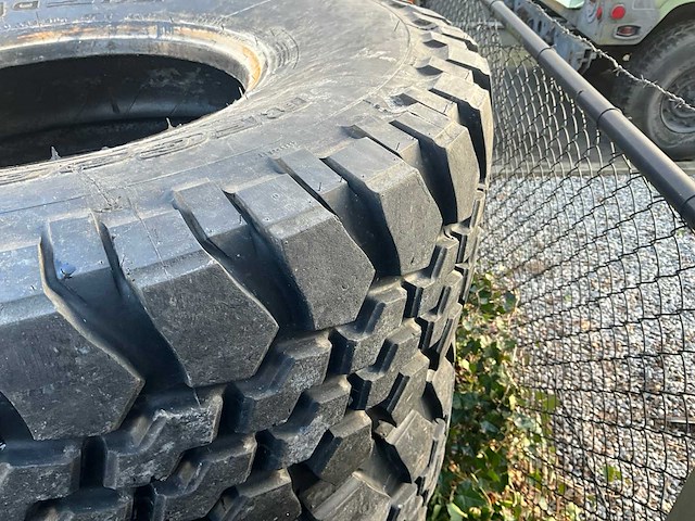 Bfgoodrich baja t/a hummer band (5x) - afbeelding 5 van  7