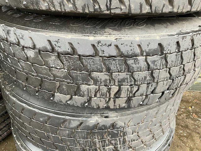 Bfgoodrich route control vrachtwagenband (4x) - afbeelding 3 van  6