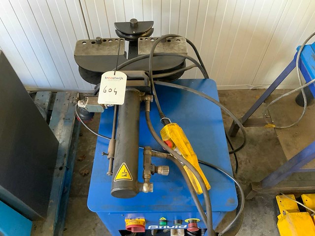 Bfluid hydraulische horizontale pijpenbuiger - afbeelding 2 van  3