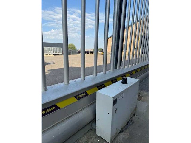 B&g automatische schuifpoort - afbeelding 3 van  3
