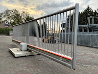 B&g elektrische aluminium schuifpoort - afbeelding 5 van  9