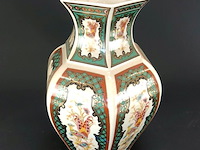 B&g italy hexagone tempelvaas - afbeelding 2 van  5