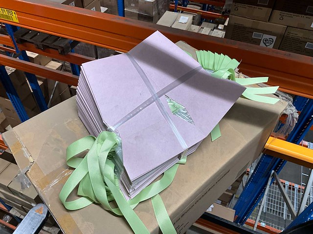 Bg orchid box green 15x9x20 x50 (100x) - afbeelding 1 van  4