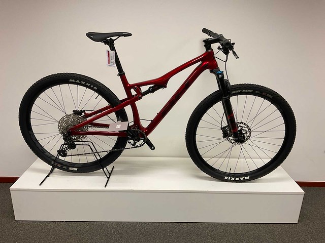 Bh lynx race mc downhill mountainbike - afbeelding 1 van  6