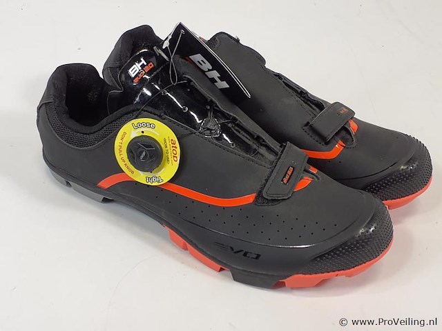 Bhbikes pro wielrenners schoenen evo 2.0 evo - maat 48 - afbeelding 2 van  4
