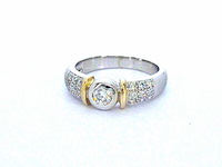 Bi-colour gouden ring met diamanten - afbeelding 3 van  9