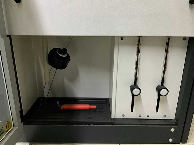 Biacore 2000 oppervlakteplasmon resonantiesysteem - afbeelding 9 van  9