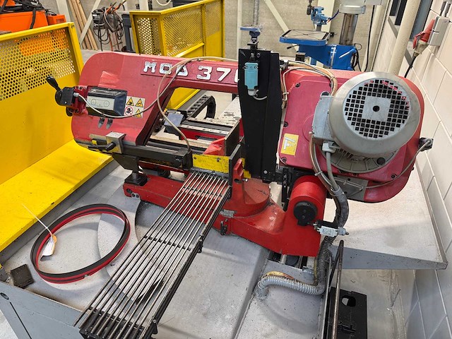 Bianco - 2004 - mod 370 a - cnc band sawing machine - afbeelding 9 van  15