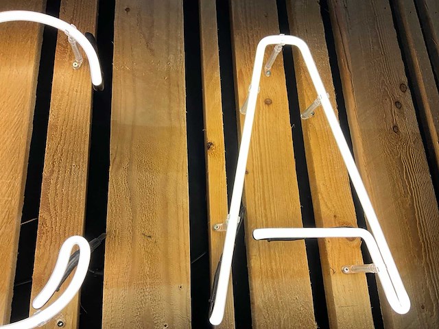 Bica neon letters - afbeelding 3 van  5