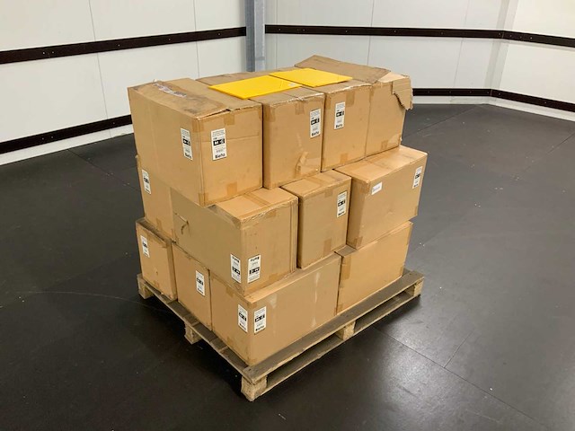 Biella presentatie folder gummibandmappen (1600x) - afbeelding 5 van  5