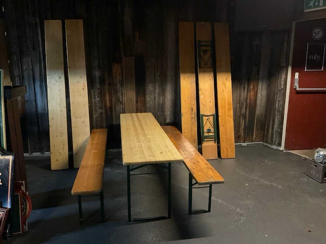 Bierbanken (7x) + biertafel - afbeelding 8 van  8
