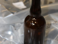 Bierflessen 75 cl op aangebroken pallet. ruim 100 flessen. - afbeelding 3 van  3