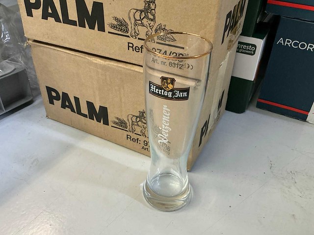 Bierglas en champagneglas (280x) - afbeelding 5 van  7