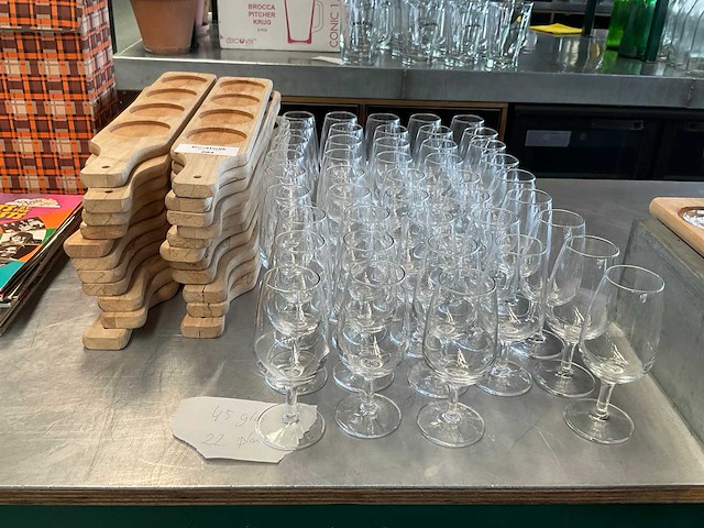 Bierglas op serveerplank - afbeelding 3 van  5