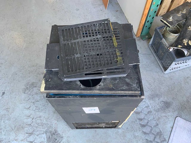 Bierkoelinsallatie - afbeelding 4 van  4