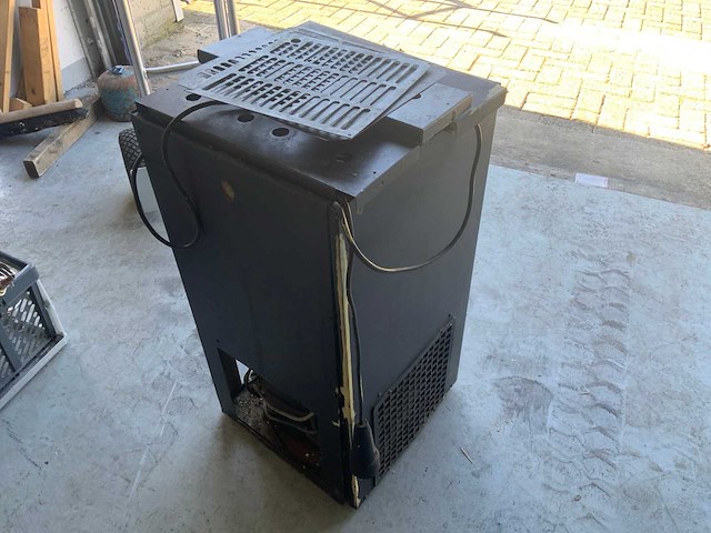 Bierkoelinsallatie - afbeelding 3 van  4