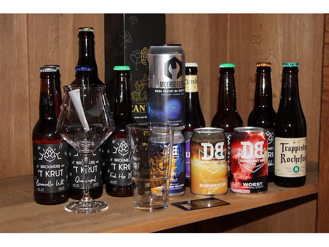 Bierpakket bestaande uit 14 speciaal bieren, 2 glazen en opener. - afbeelding 2 van  2