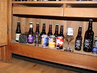 Bierpakket bestaande uit 14 speciaal bieren, 2 glazen en opener. - afbeelding 2 van  2