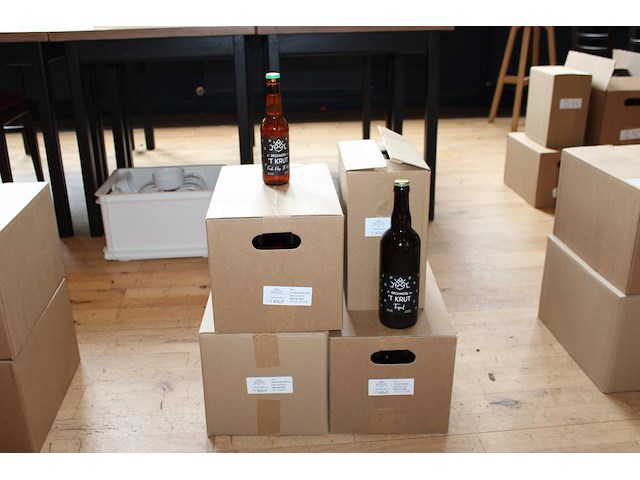 Bierpakket bestaande uit 24 flessen dubbel bier, 24 flessen fresh hop, 24 flessen blond bier en 6 grote fle... - afbeelding 1 van  4