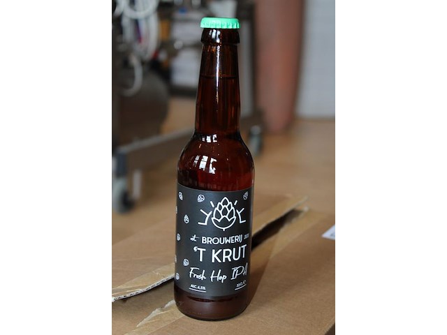 Bierpakket bestaande uit 24 flessen dubbel bier, 24 flessen fresh hop, 24 flessen blond bier en 6 grote fle... - afbeelding 3 van  4